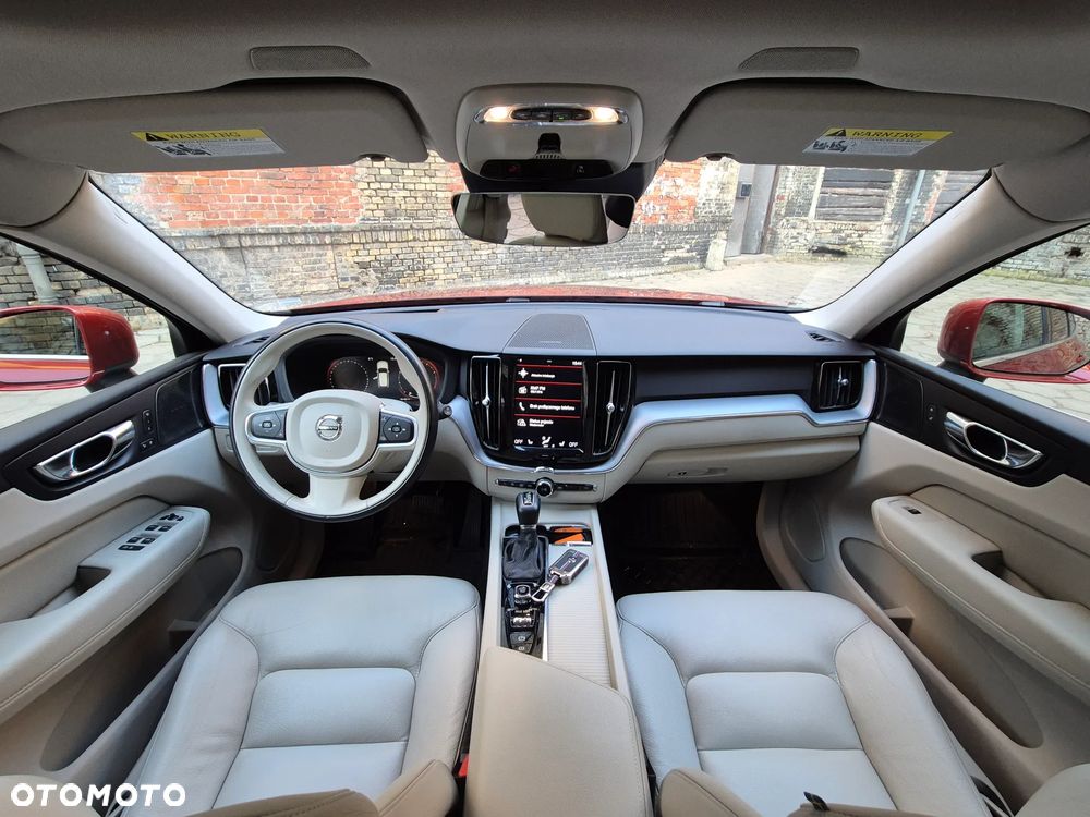 Volvo XC 60 T5 GPF AWD Momentum - 3