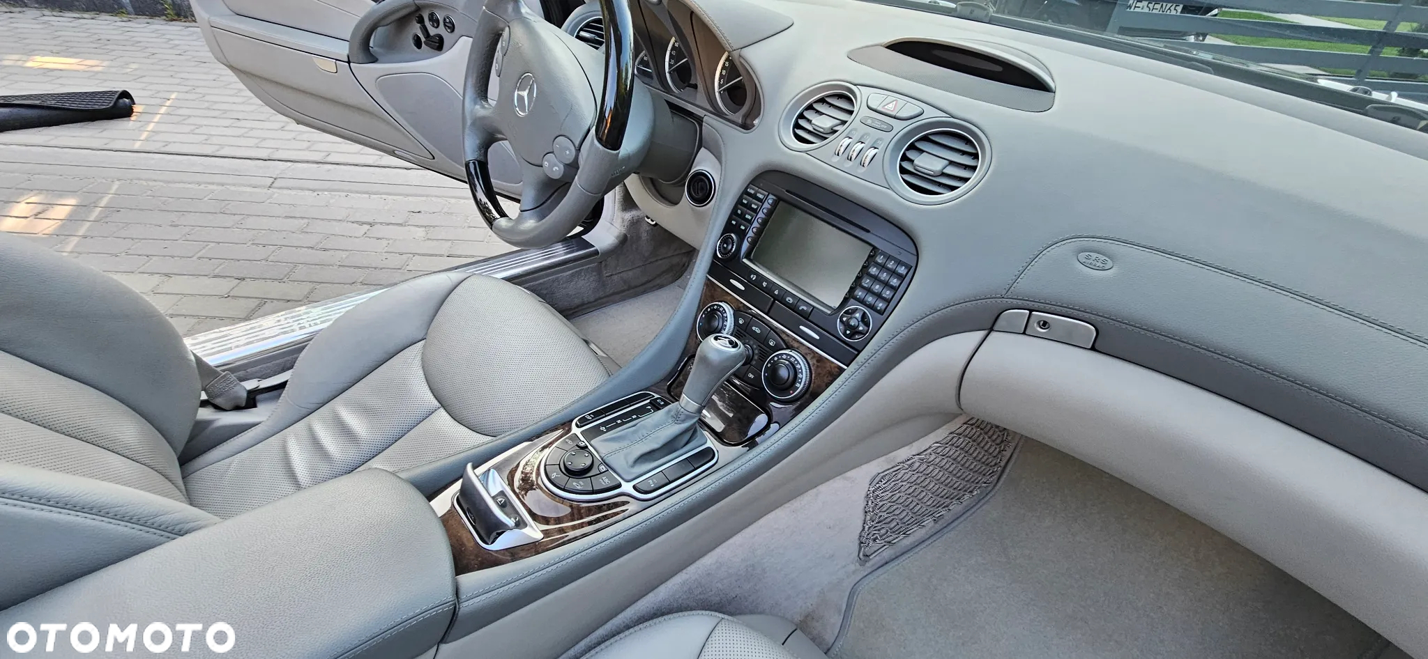 Mercedes-Benz SL - 6