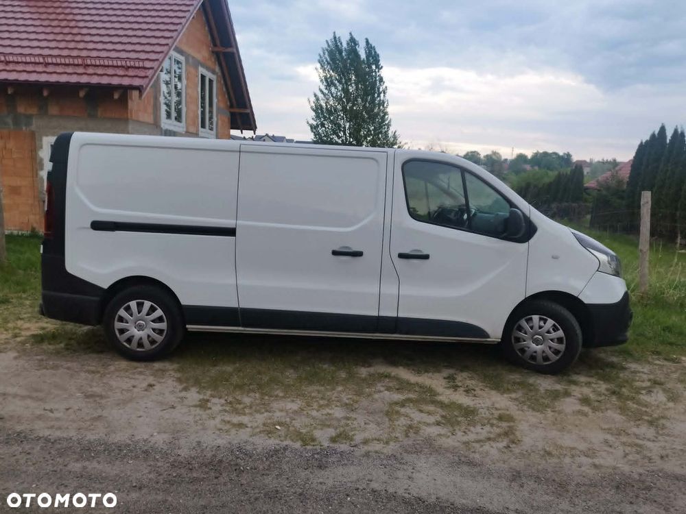 Renault Trafic - 1
