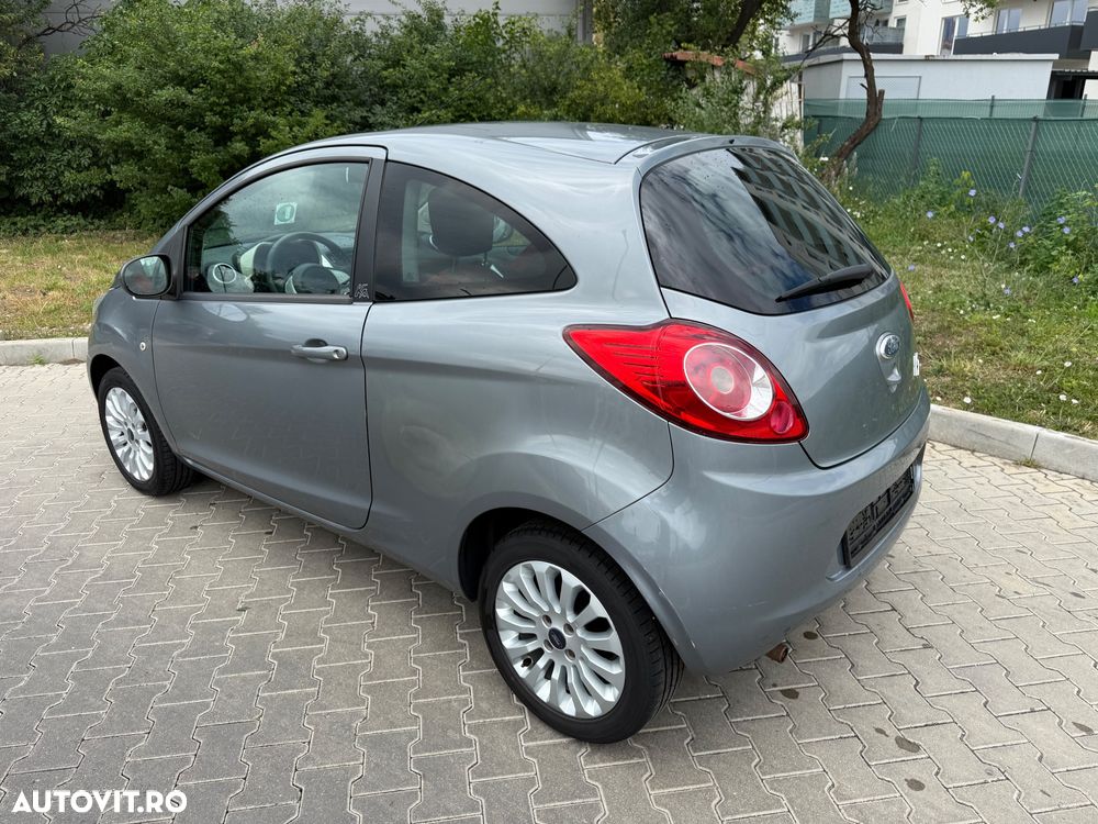 Ford Ka 1.2i Titanium - 6