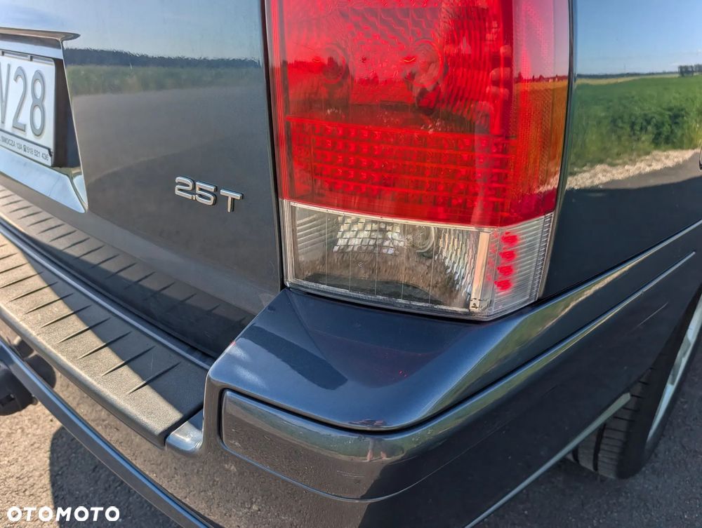 Volvo V70 2.5T - 13