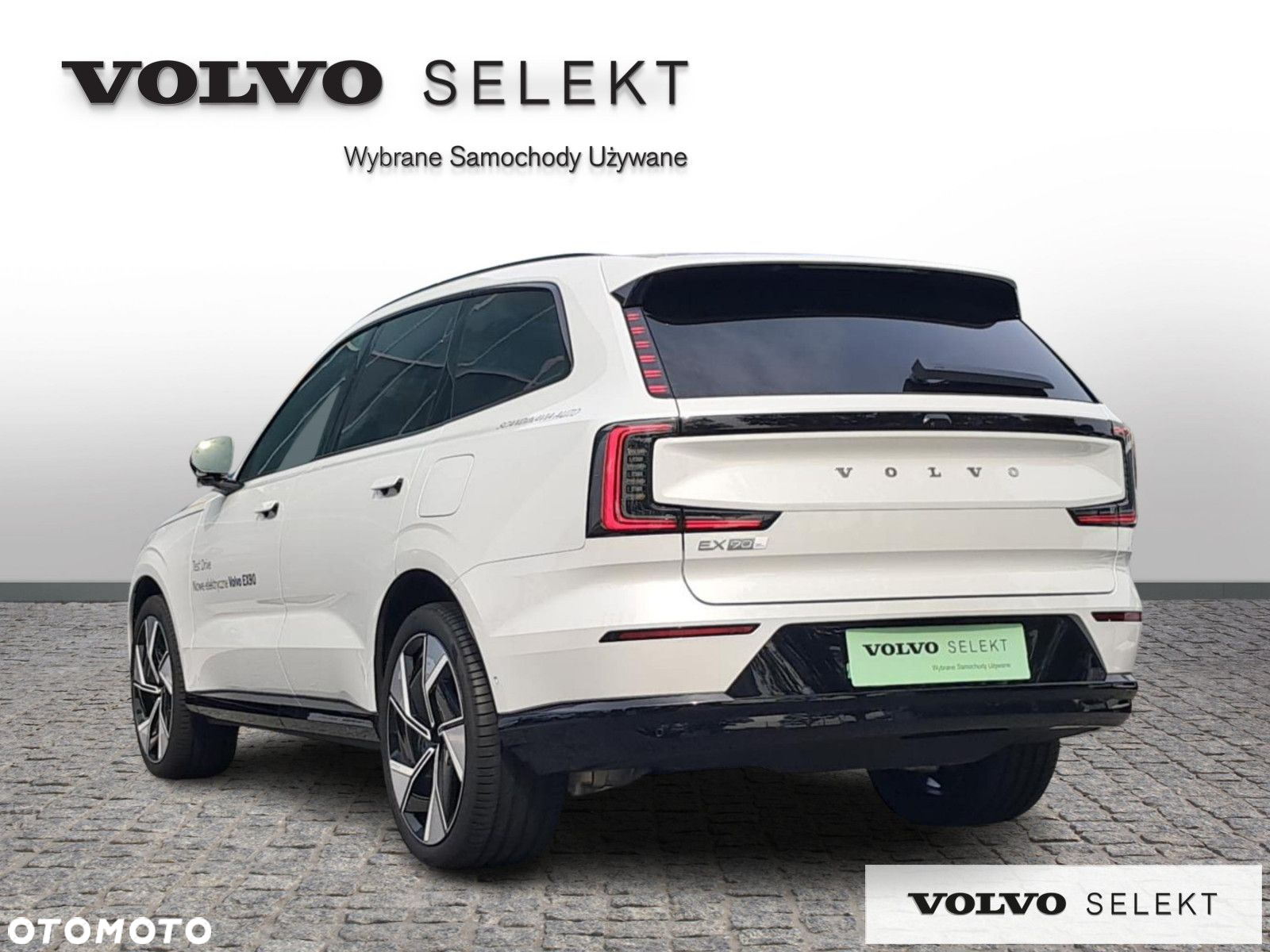Volvo EX90 - 4