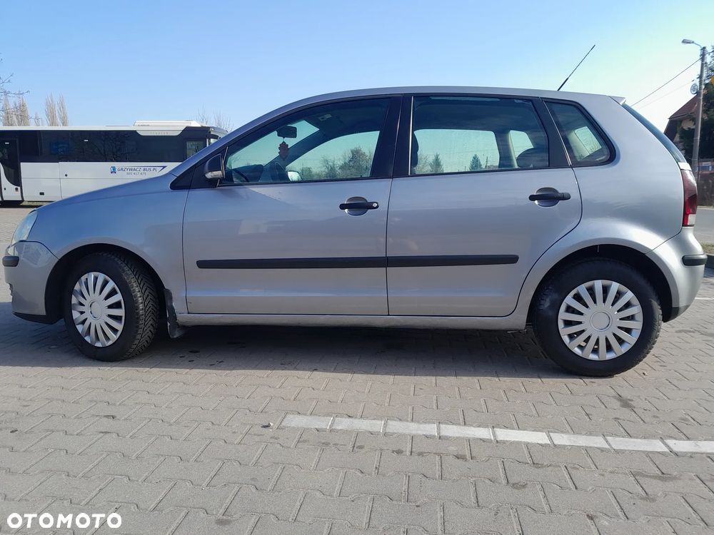 Volkswagen Polo 1.4 TDI Comfortline - 2