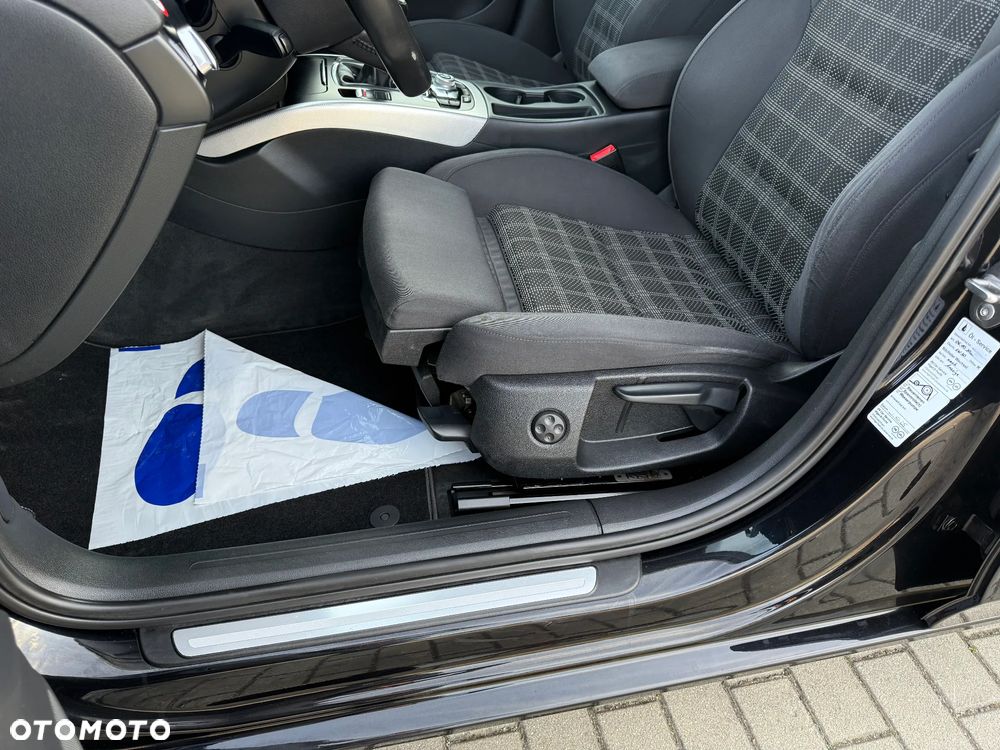 Audi A4 Avant 2.0 TDI DPF Ambition - 11
