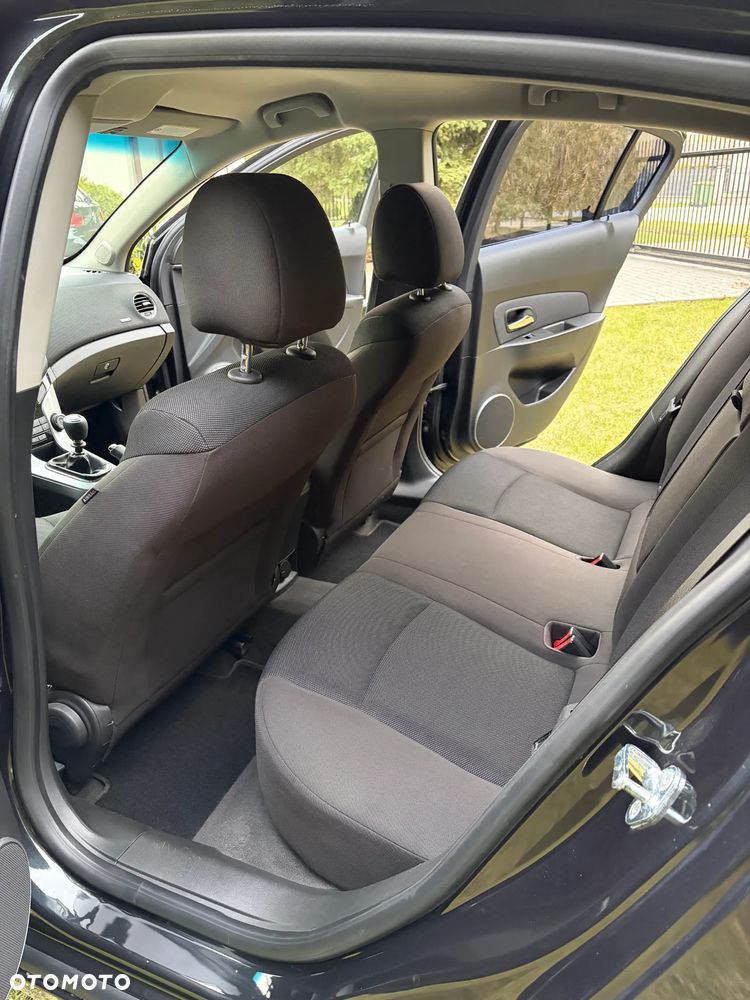 Chevrolet Cruze 1.8 LT - 22