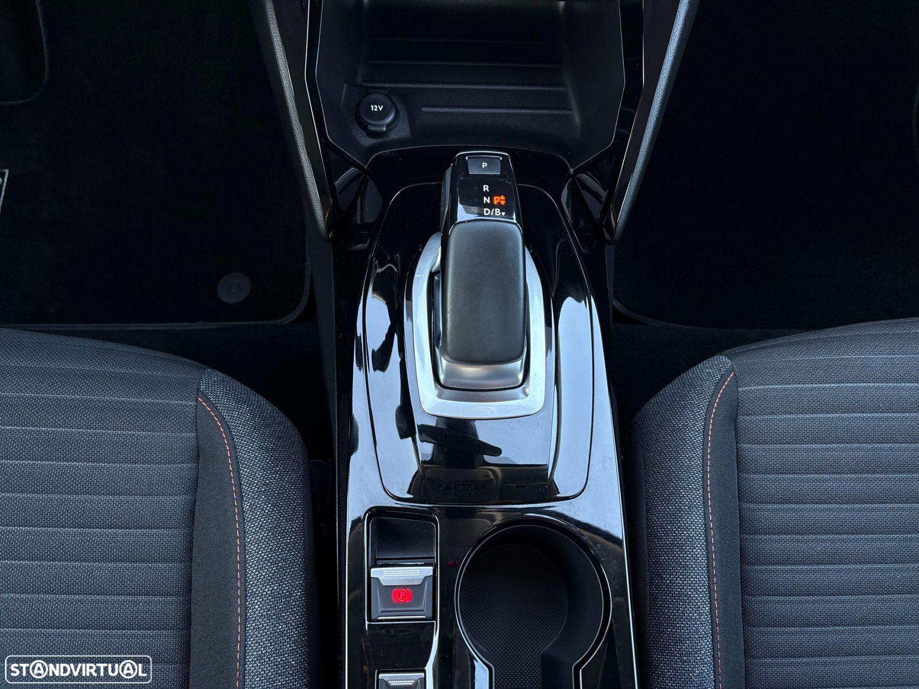 Peugeot e-208 50 kWh Allure Pack - 18
