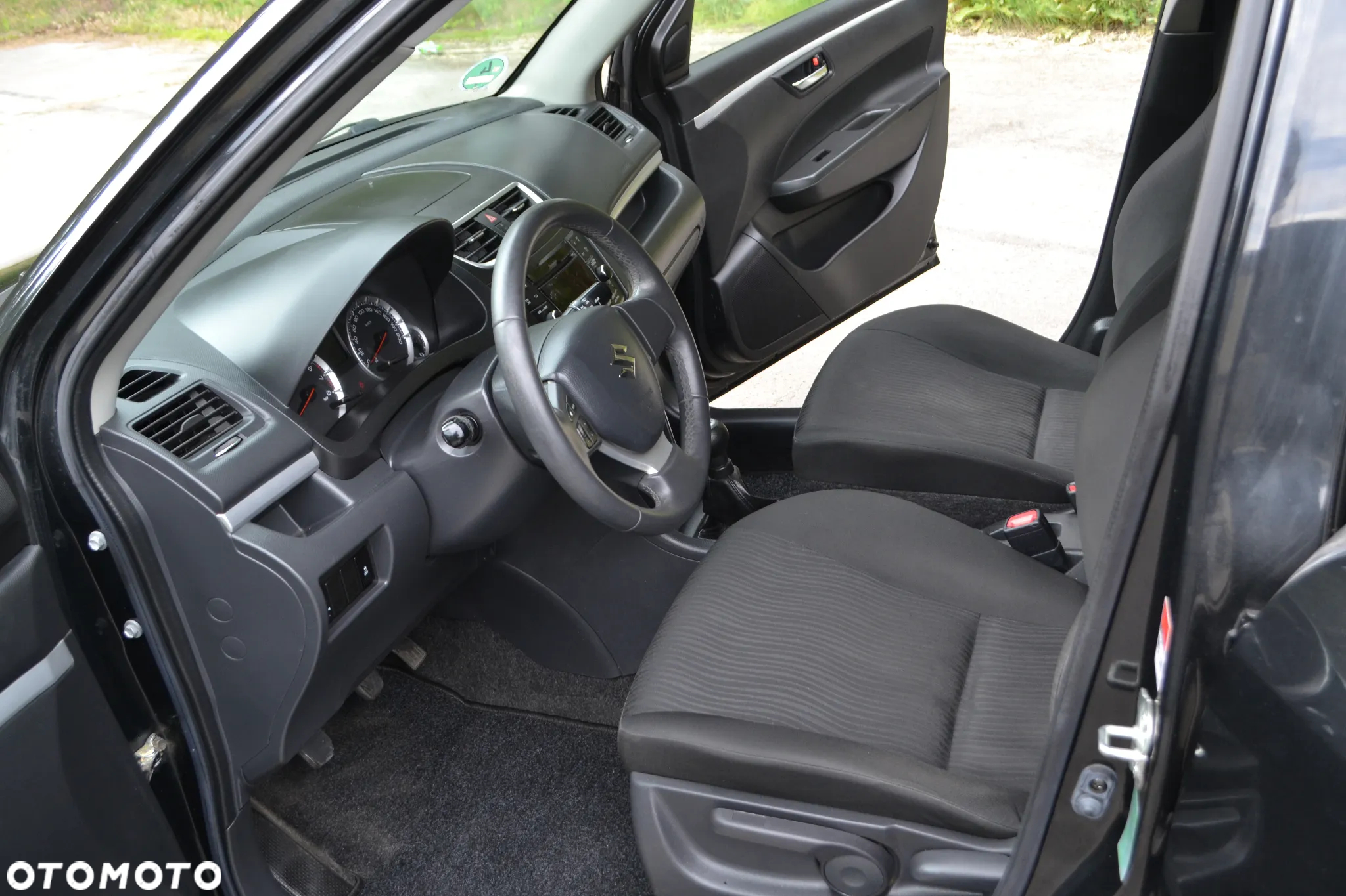 Suzuki Swift - 10