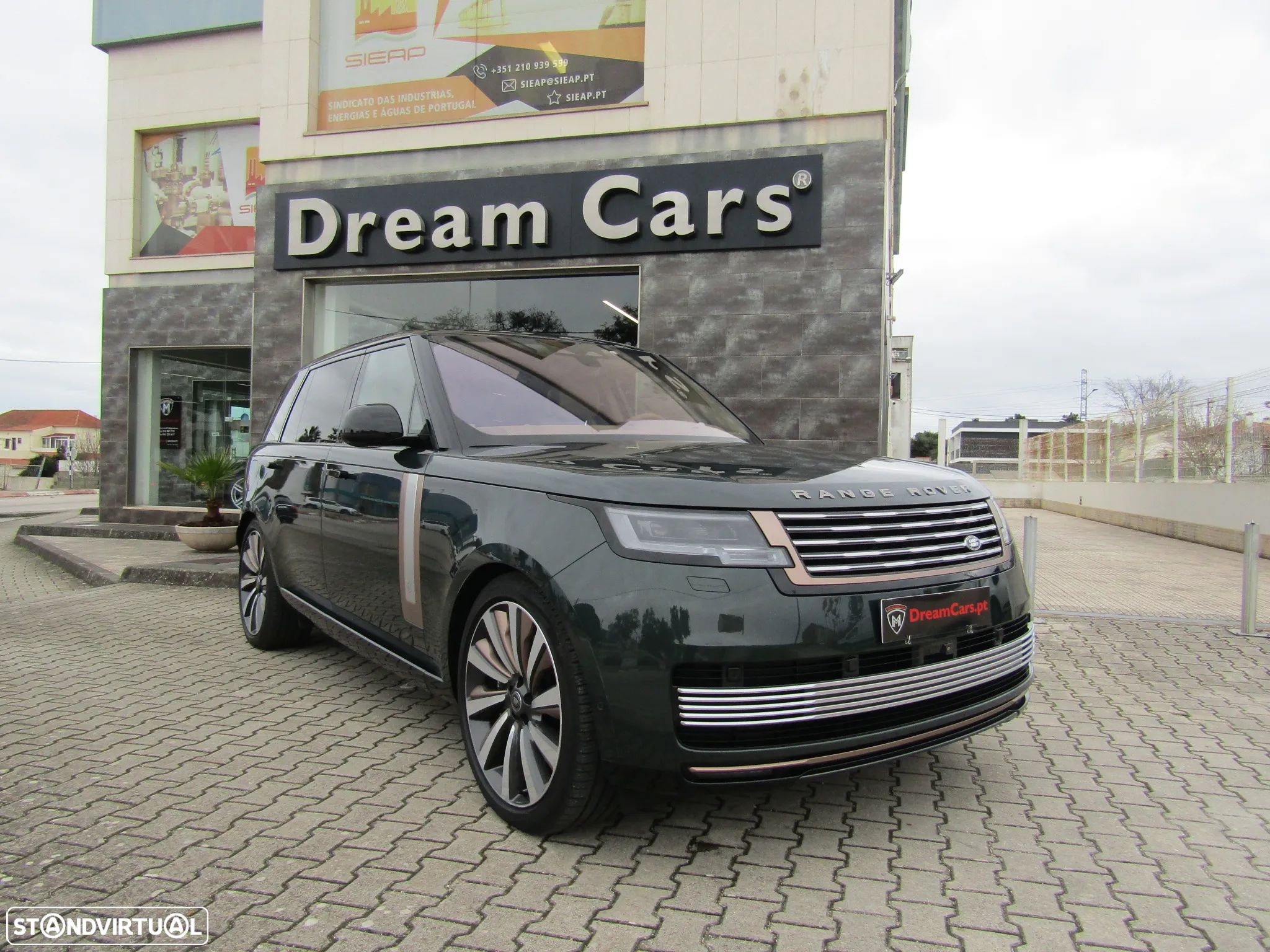 Land Rover Range Rover 4.4 P530 SV - 1