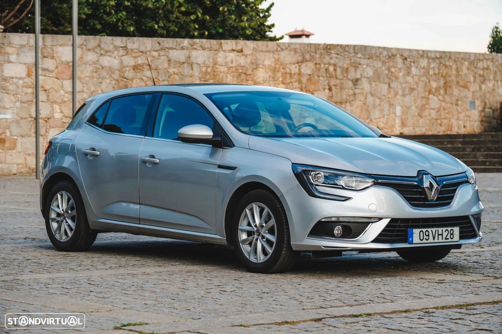 Renault Mégane 1.5 dCi Zen - 4