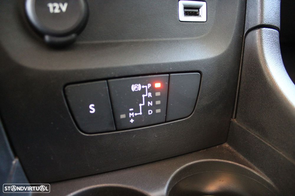 Citroën C3 1.2 PureTech Feel EAT6 - 12