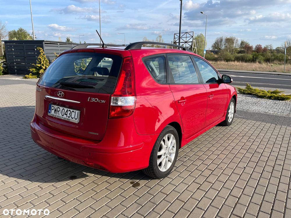 Hyundai i30 1.6 Comfort - 4