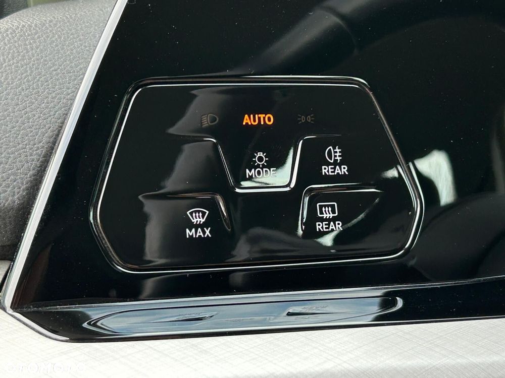 Volkswagen Golf Variant 1.0 TSI Life - 20