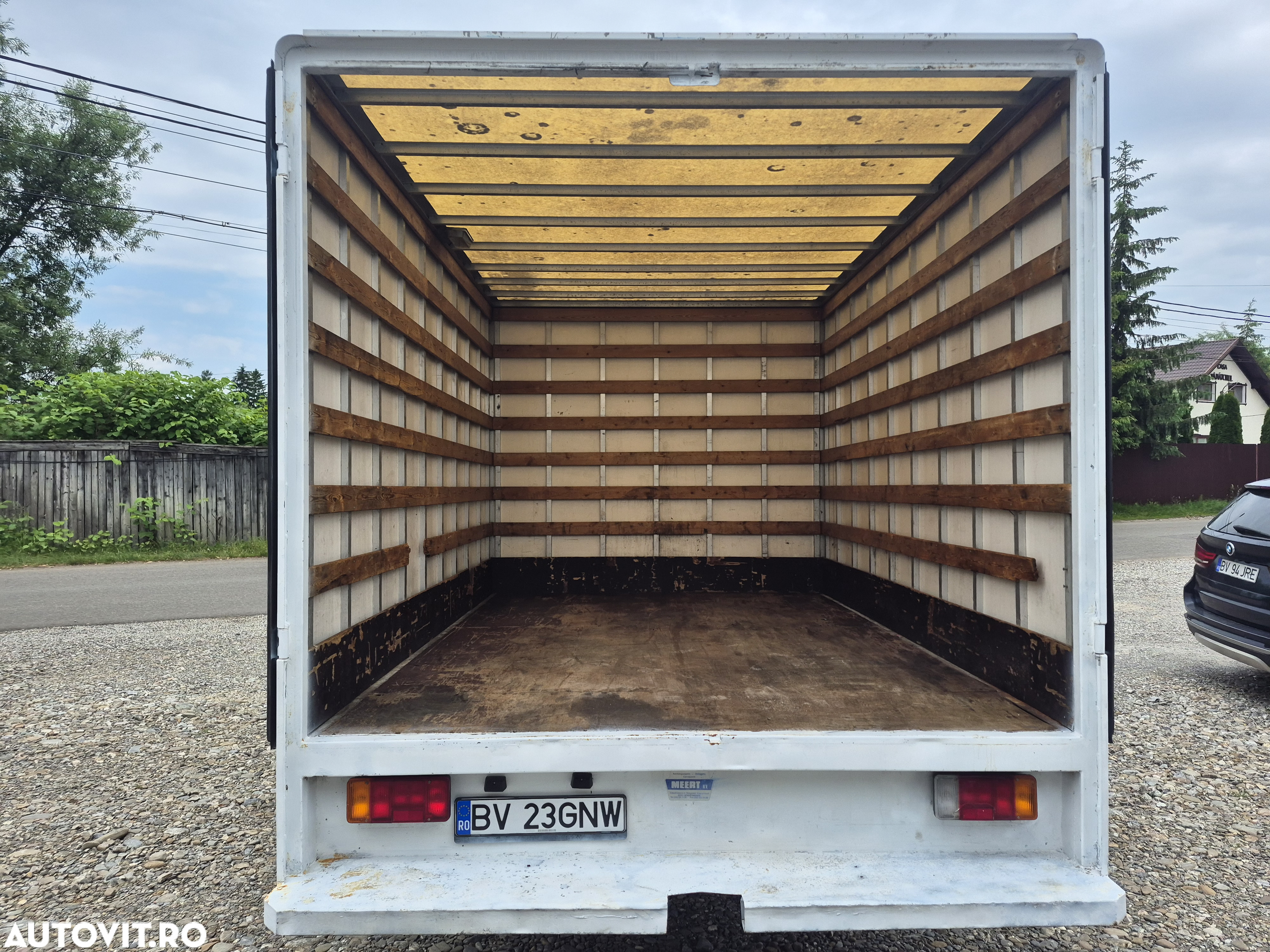 Mercedes-Benz Sprinter 416 - 12