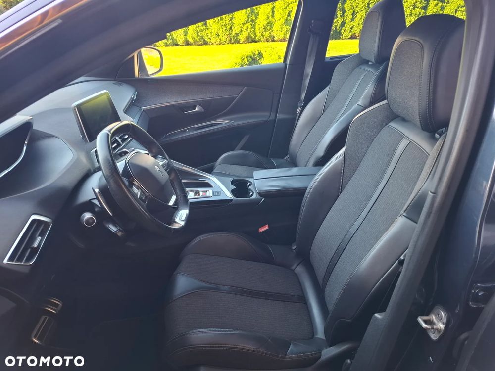 Peugeot 5008 - 33