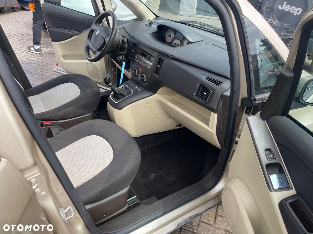 Lancia Musa 1.4 8V Platino - 7