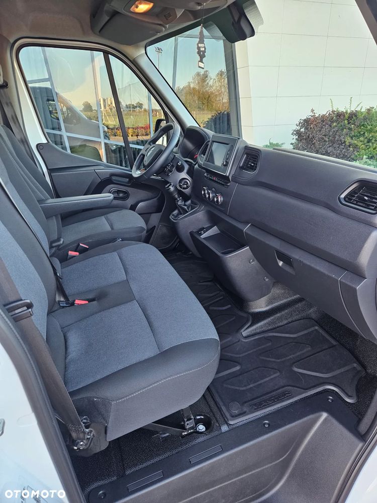 Renault Master - 18