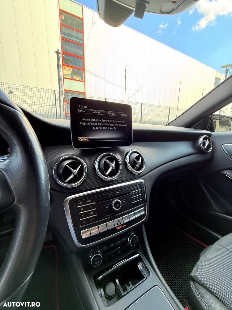 Mercedes-Benz GLA 200 d 4MATIC Aut. - 6
