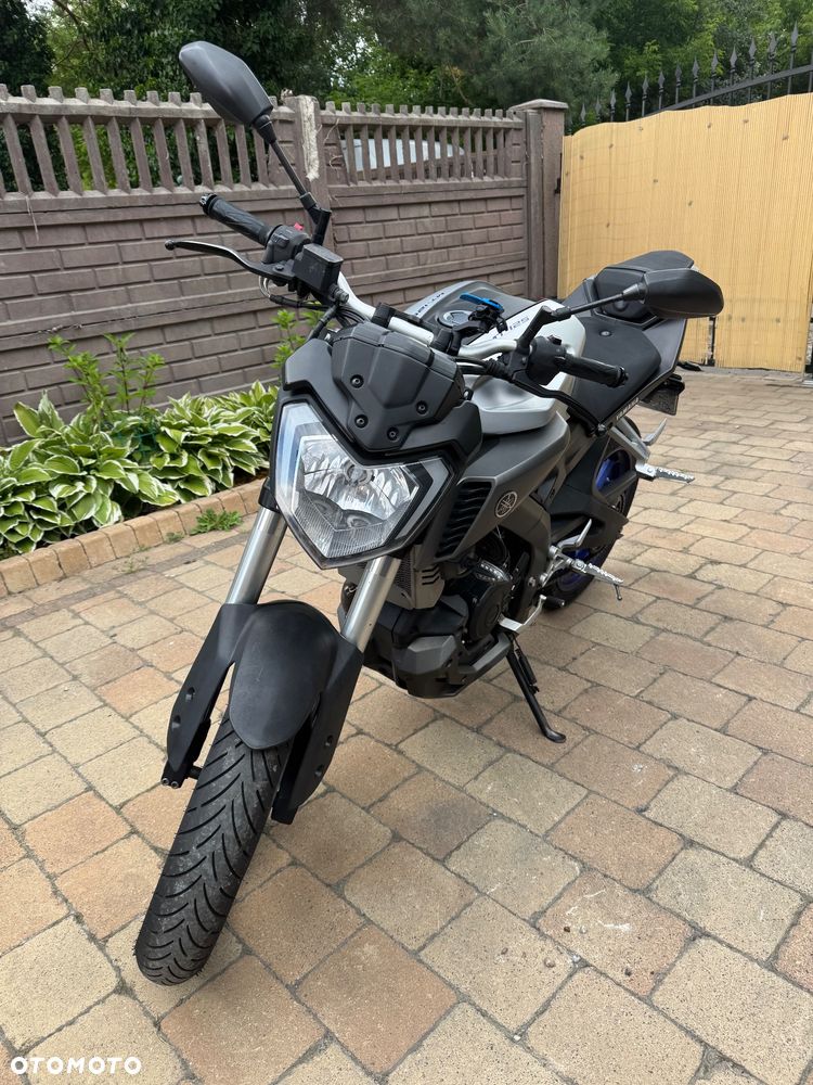 Yamaha MT - 1