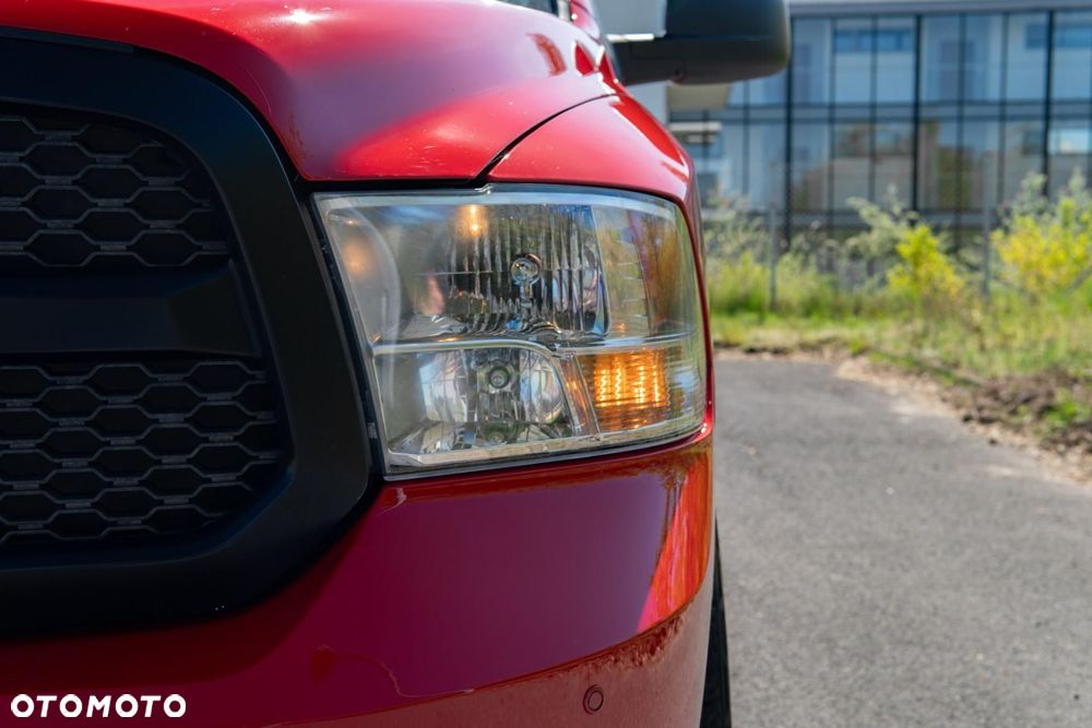 Dodge RAM 5.7 4x4 - 36