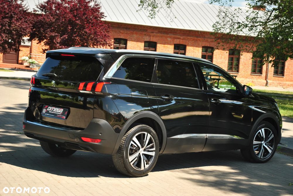Peugeot 5008 - 9