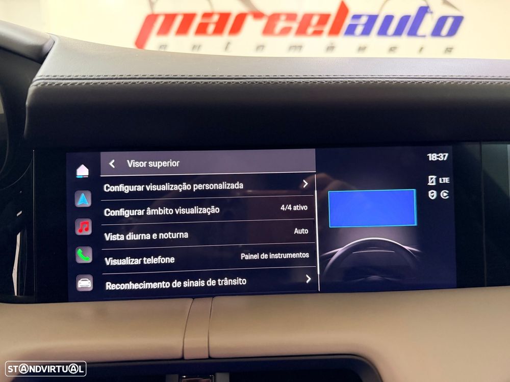 Porsche Taycan Standard - 33