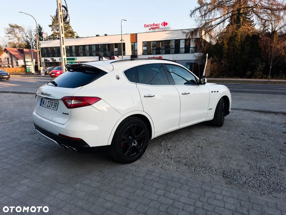 Maserati Levante Q4 GranSport - 8