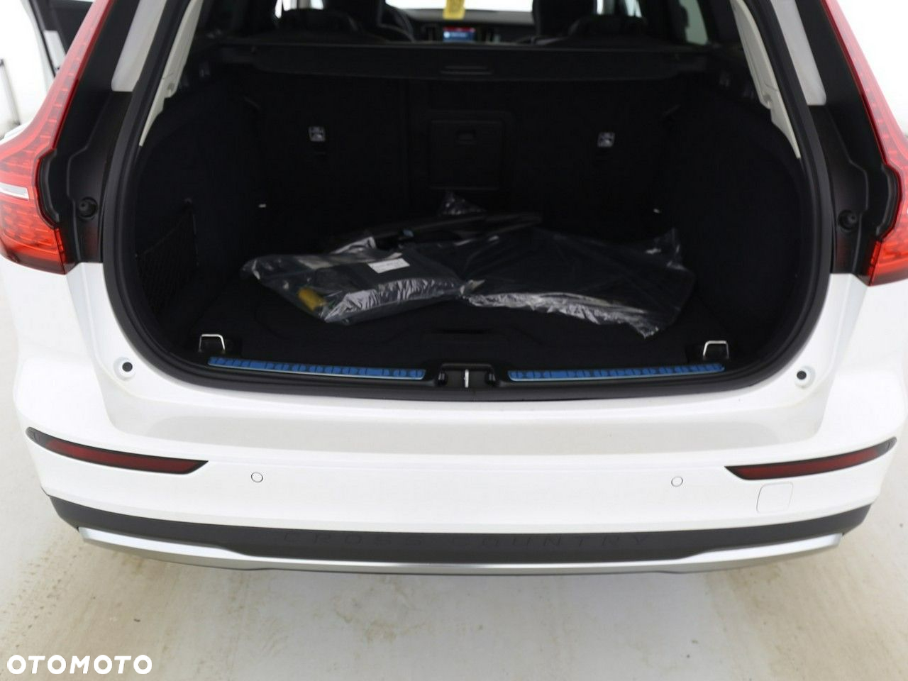 Volvo V60 Cross Country B5 B AWD Ultimate - 7
