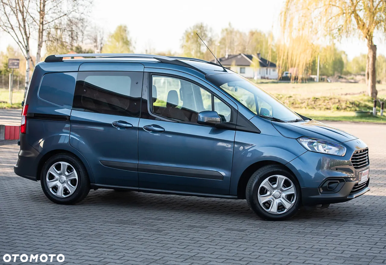 Ford Transit Courier 1.0 EcoBoost Trend - 10