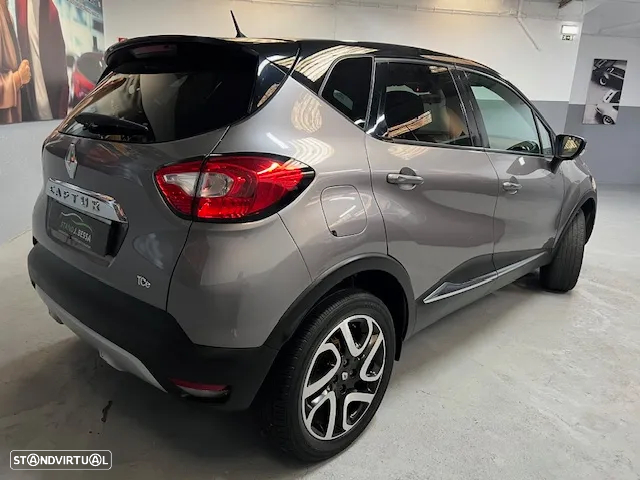 Renault Captur 0.9 TCE Exclusive - 3