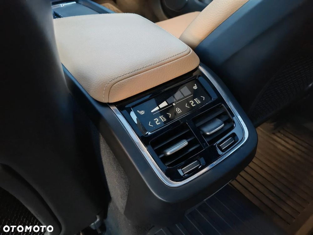 Volvo V60 Cross Country T5 AWD Geartronic Pro - 29