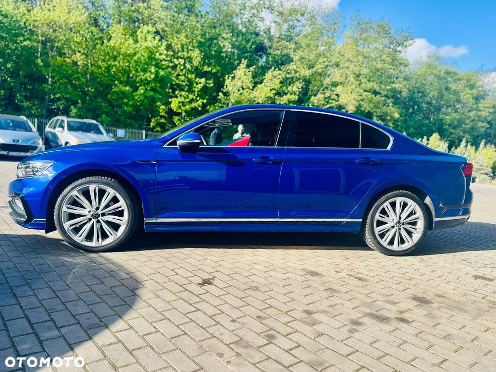 Volkswagen Passat - 24