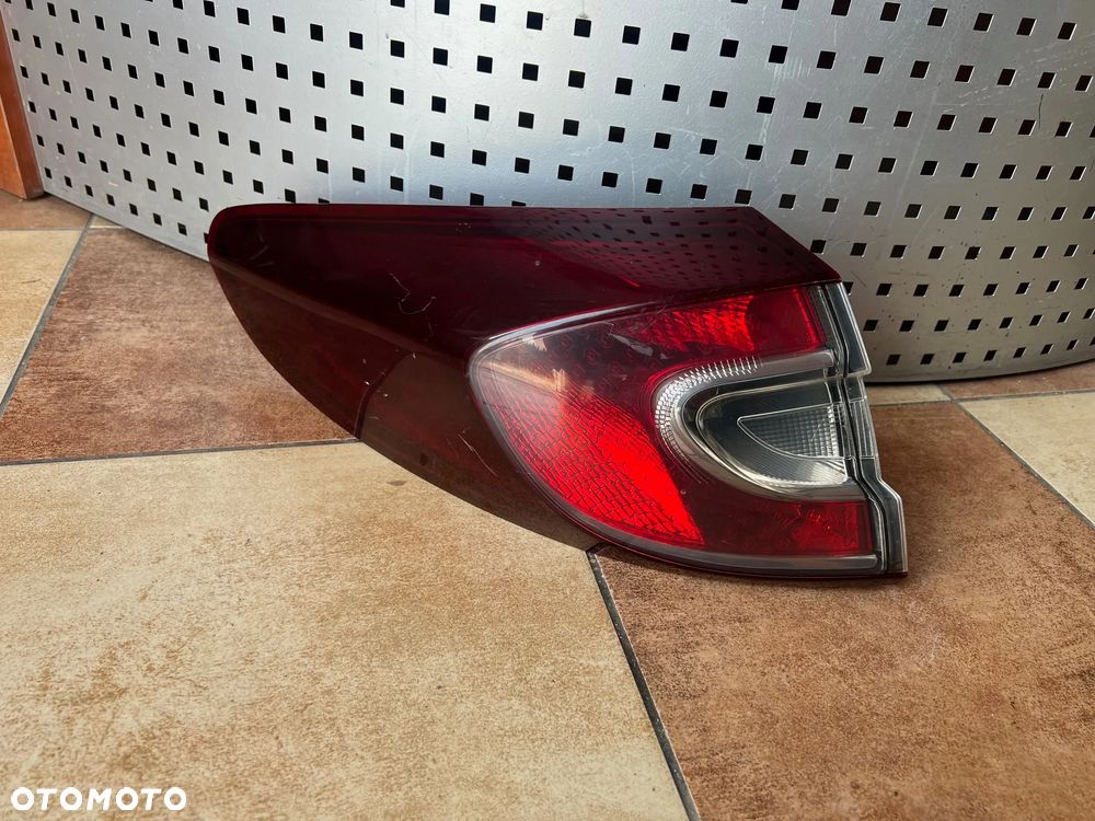 LAMPA TYŁ TYLNA LEWA RENAULT MEGANE III KOMBI 265550010R