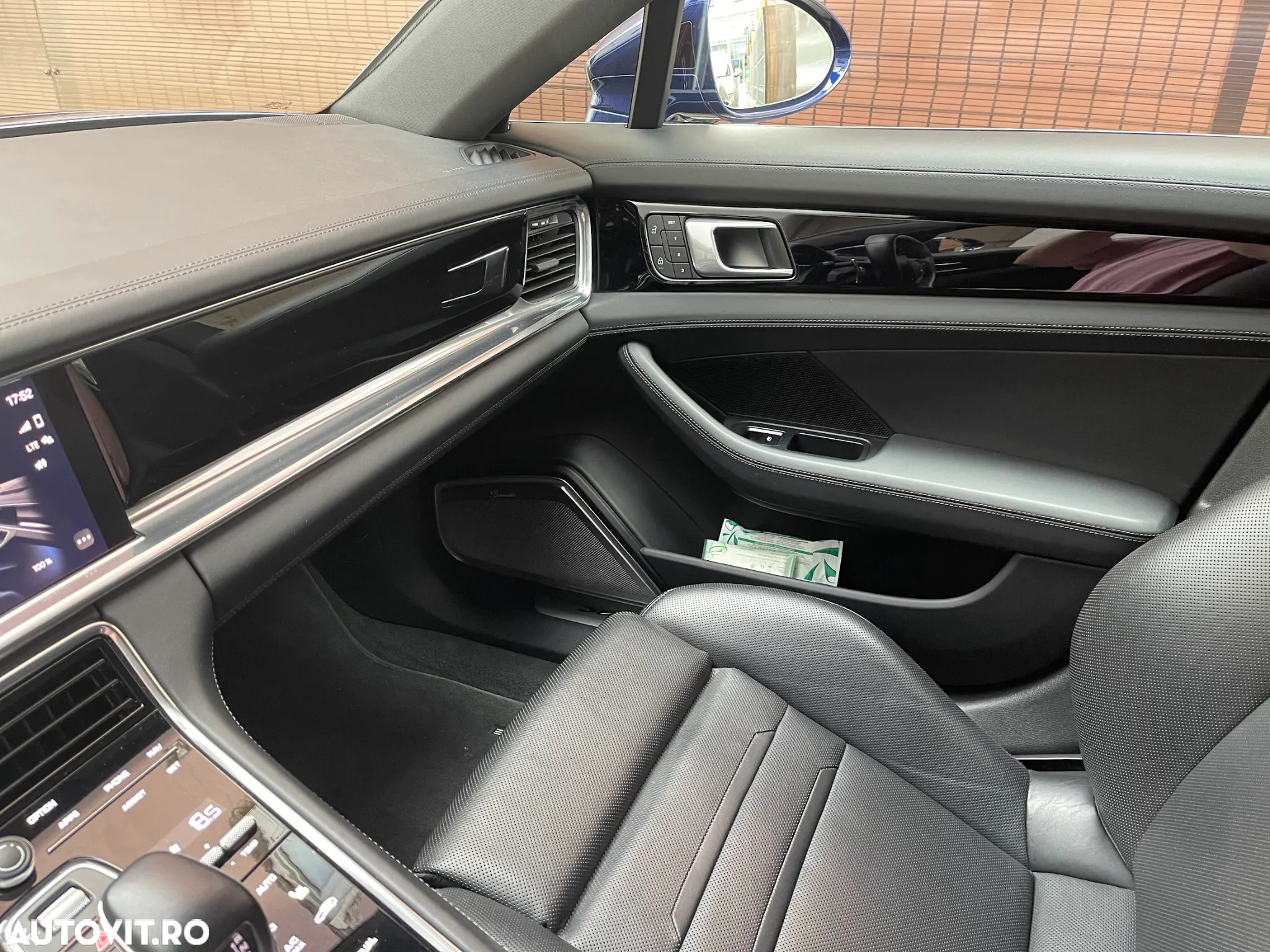 Porsche Panamera Turbo 4 E-Hybrid S - 24