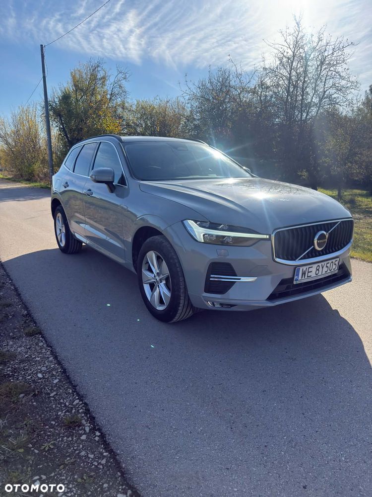 Volvo XC 60 B4 D Essential - 8