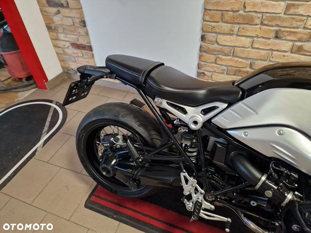 BMW R - 24