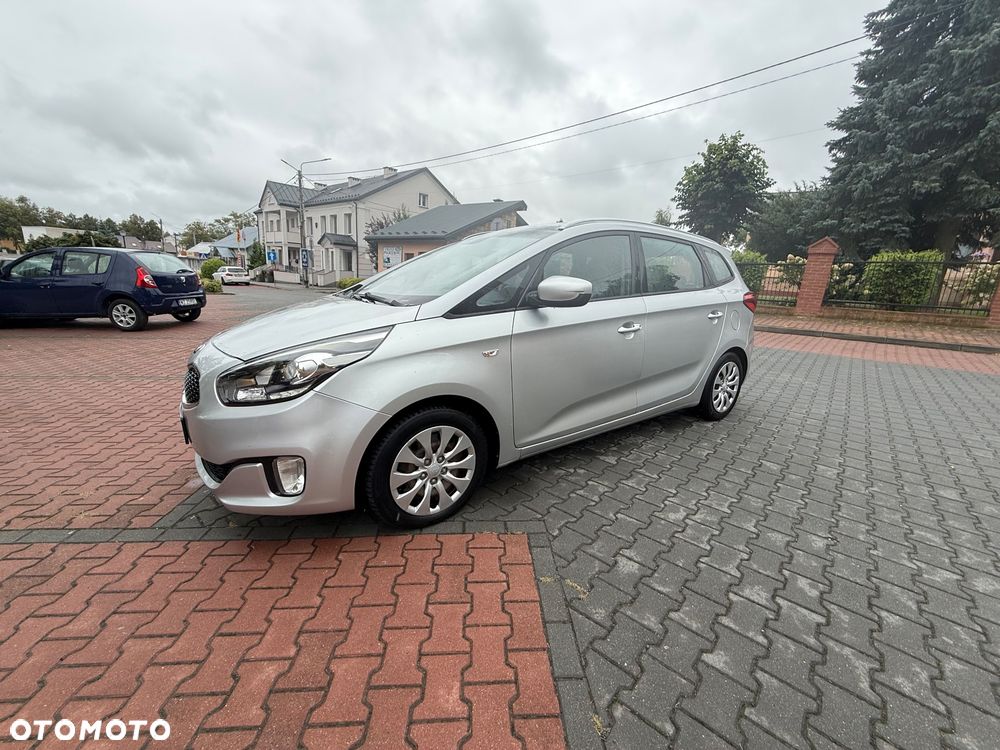 Kia Carens 1.7 CRDi 115 Dream Team Edition - 20
