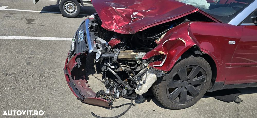 Audi A4 1.8 T Aut - 8