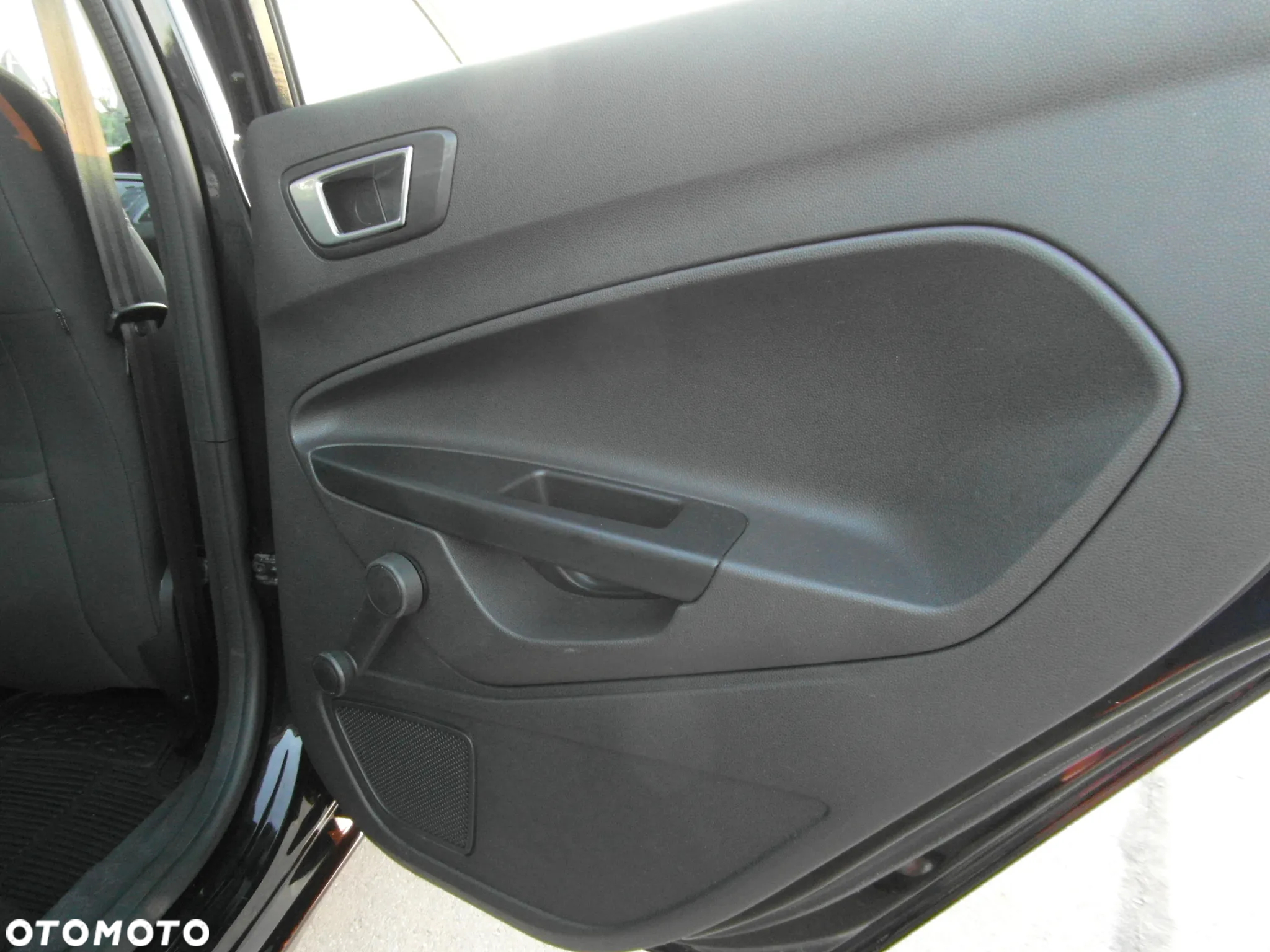 Ford Fiesta 1.25 Silver X - 33
