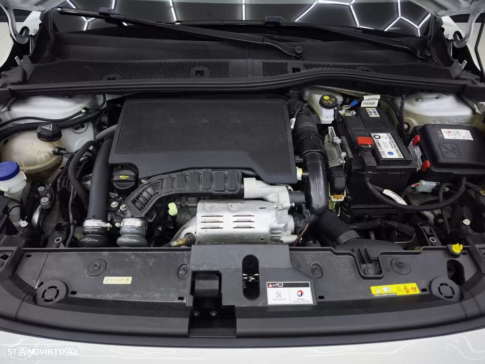 Peugeot 208 1.2 PureTech Allure Pack EAT8 - 14