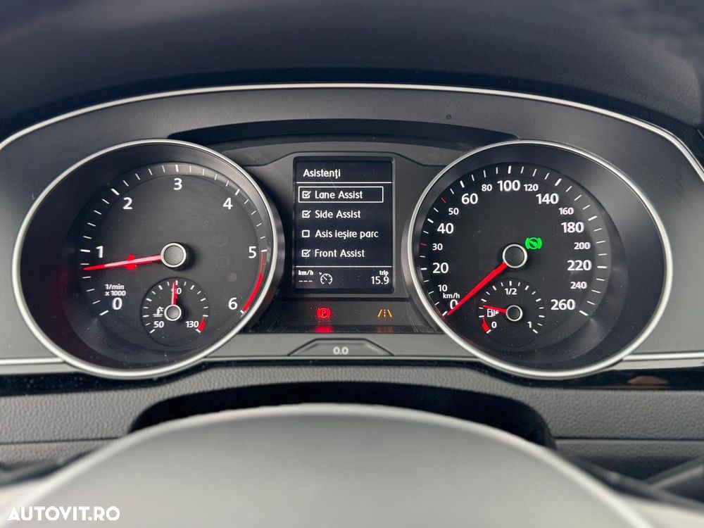 Volkswagen Passat - 6