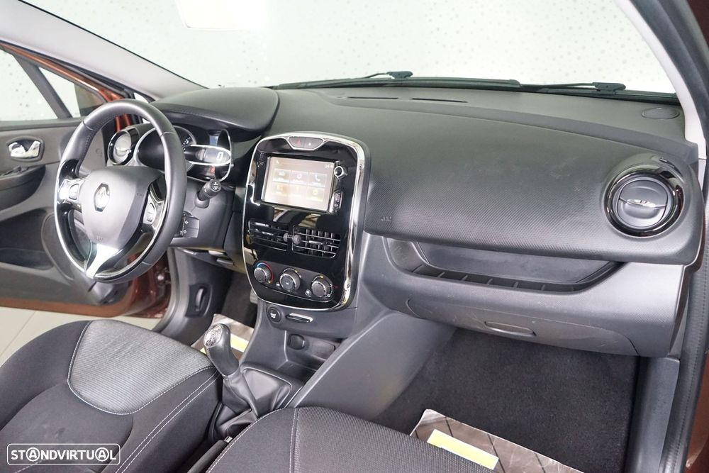 Renault Clio Sport Tourer 1.5 dCi Confort - 17