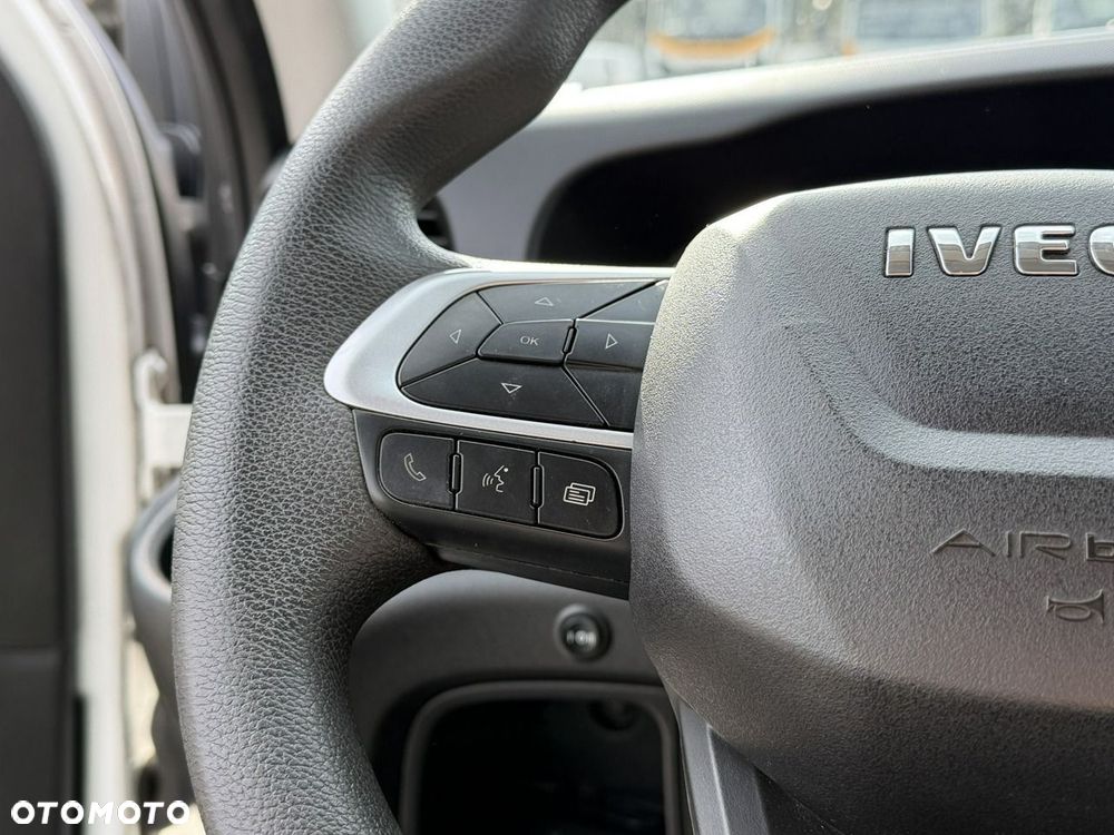 Iveco Daily 35S18 - 17
