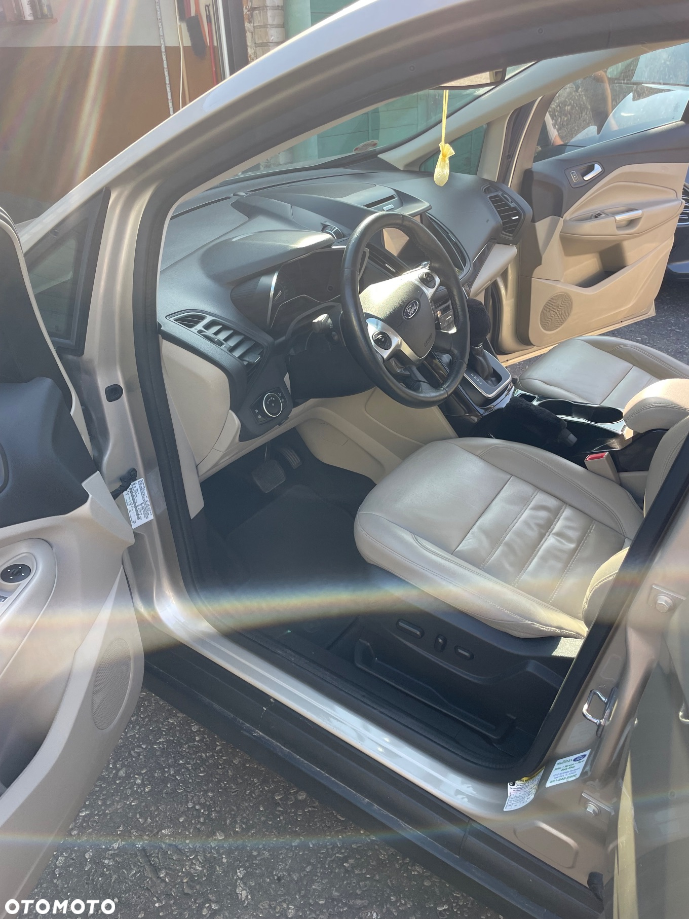Ford C-MAX - 13