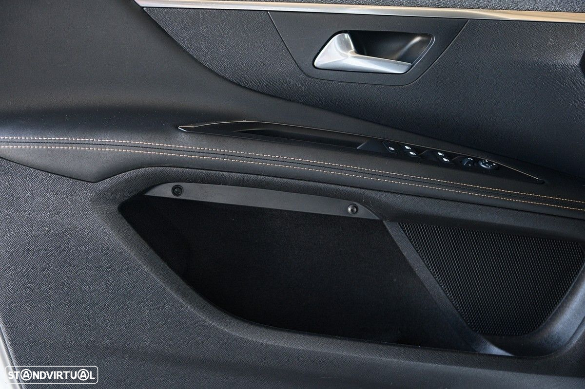Peugeot 3008 1.2 PureTech GT Line EAT8 - 34