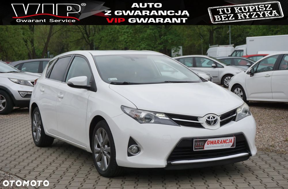 Toyota Auris 2.0 D-4D Comfort - 2