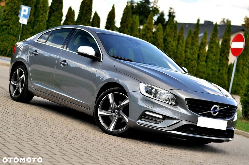 Volvo S60 - 1