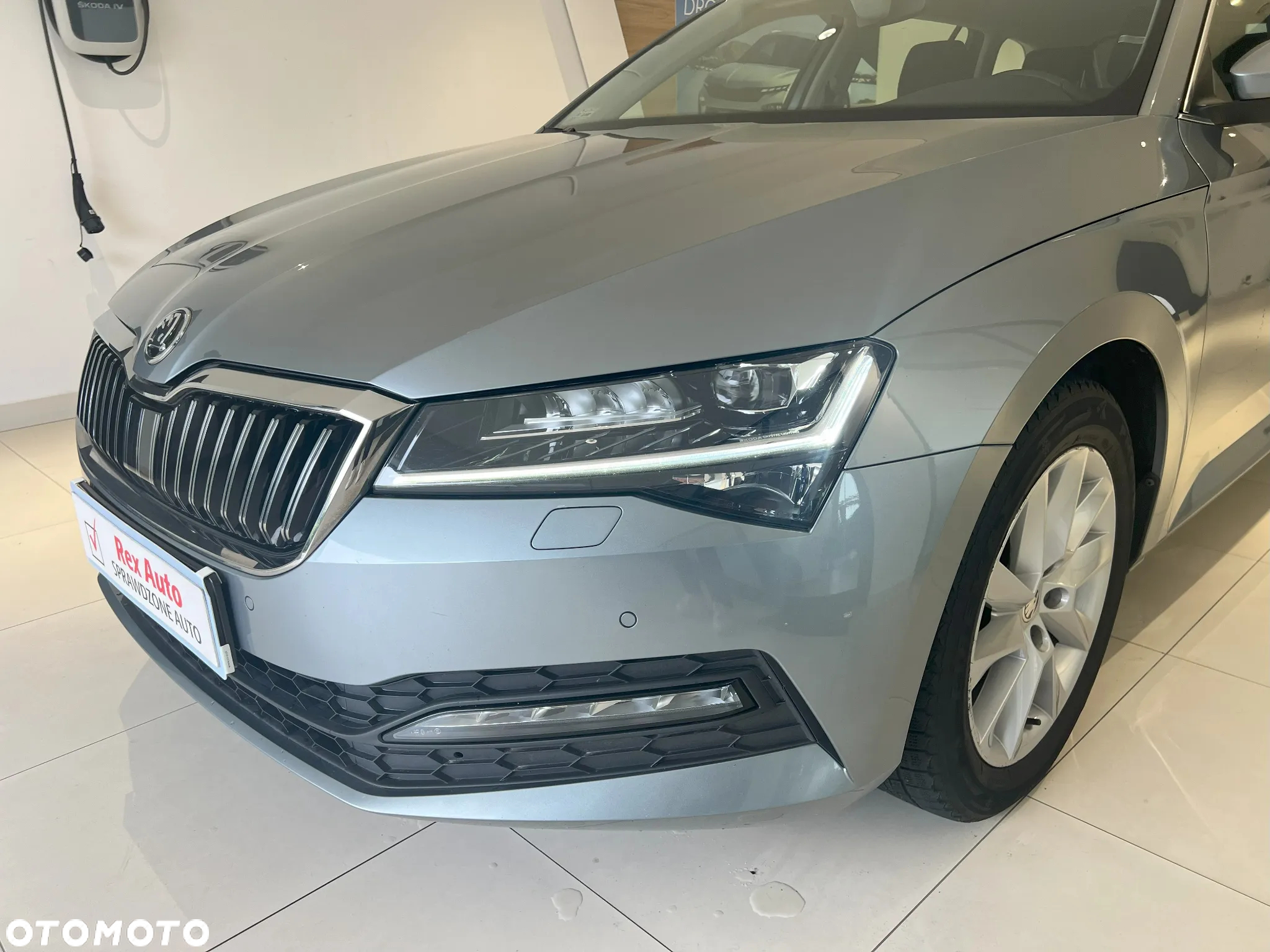 Skoda Superb 1.5 TSI Ambition DSG - 5