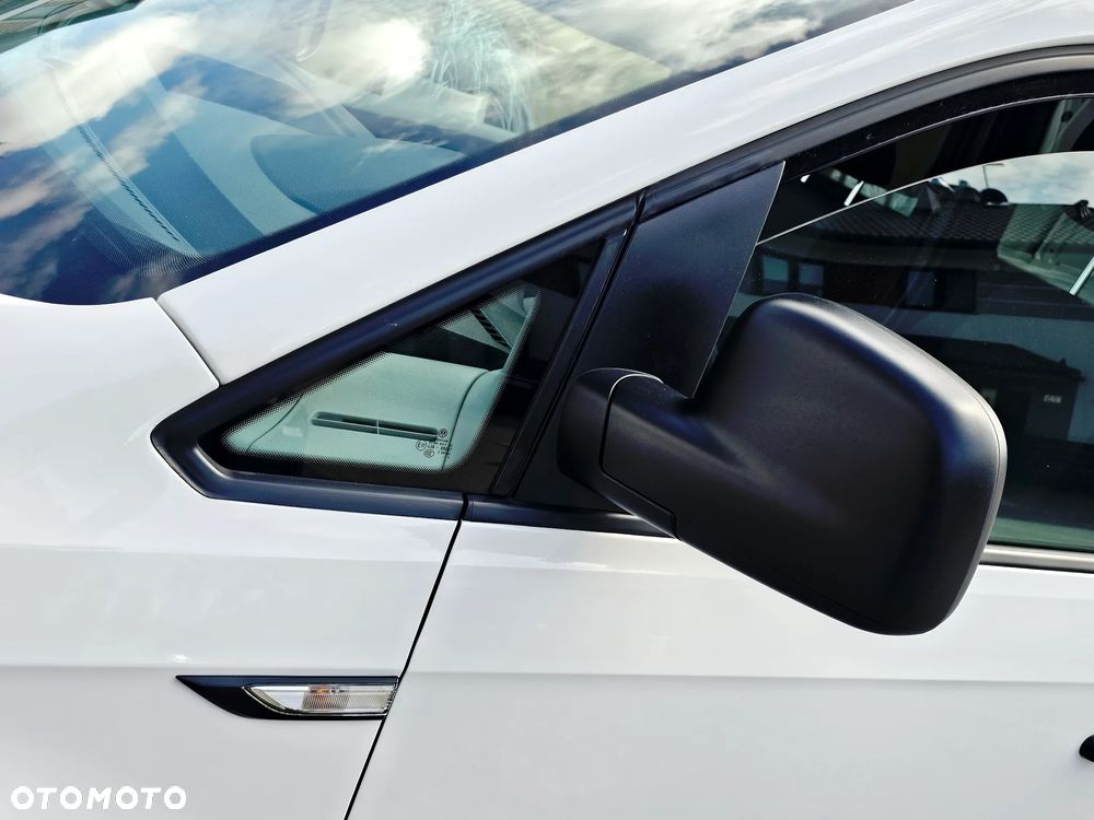 Volkswagen Caddy - 12