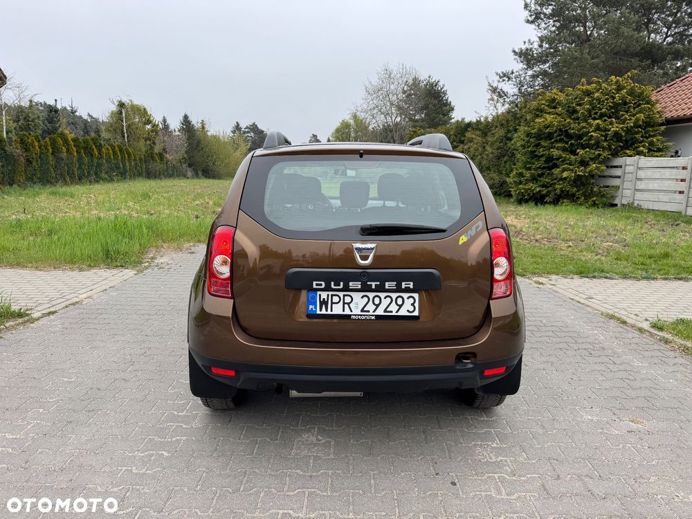 Dacia Duster 1.6 Laureate 4x4 - 6