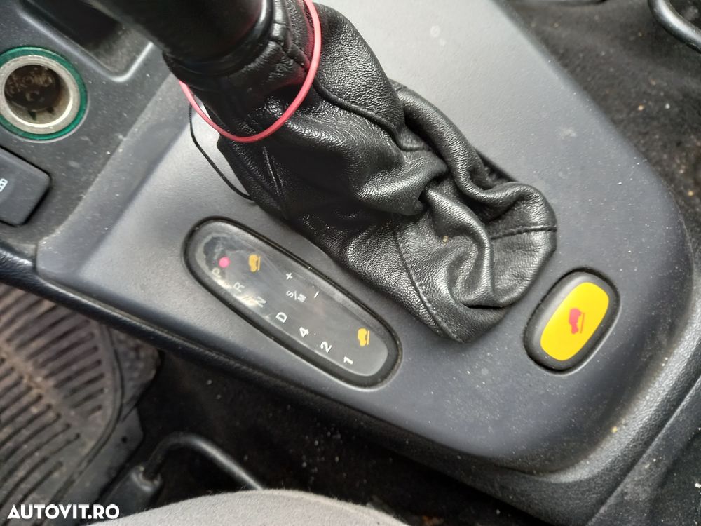 Dezmembrari  Land Rover FREELANDER 1  1998  > 2006 2.5 V6 4x4 Benzina - 50